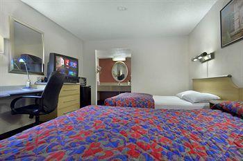 Q Lodging Extended Stay Сан-Антонио Экстерьер фото