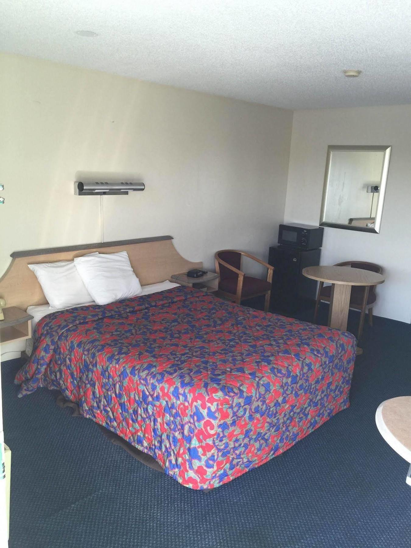 Q Lodging Extended Stay Сан-Антонио Экстерьер фото